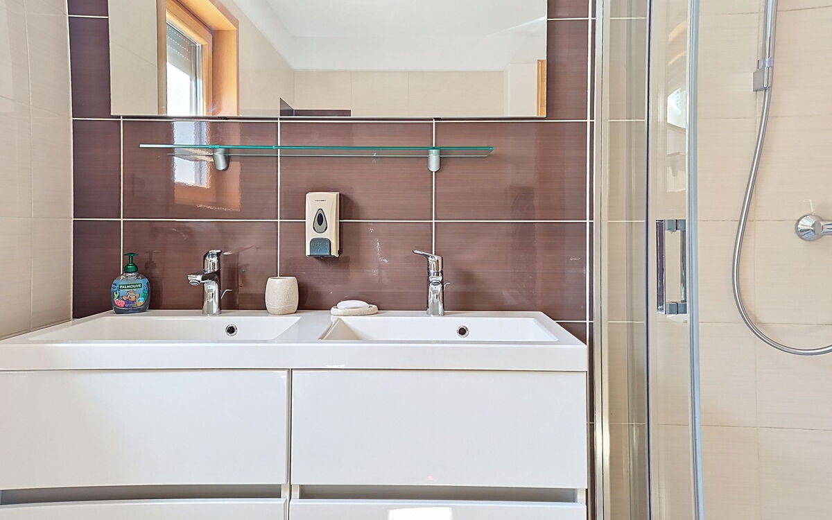 Logement:&nbsp;Adriatica 111.2