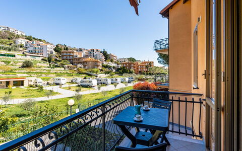 Geranio: Appartement, Zone Résidentielle, Balcon, Condominium, Hôtel