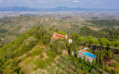 Colle Mediceo: Colline, Montagnes, Station De Montagne, Zone Rurale, Vue Du Ciel, Crête, Plantation, Chaparral, Village De Montagne, Photographie Aérienne