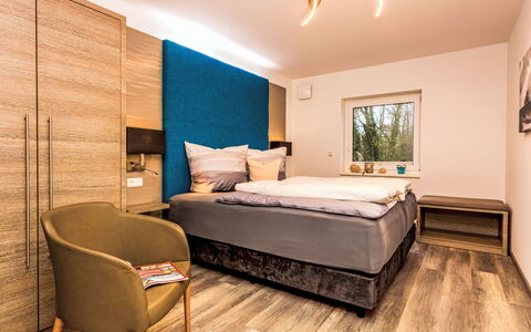 Traumzeit: Meubles, Design Intérieur, Chambre, Lit, Sol, Bois, Sol, Pièce, Plafond, Drap De Lit