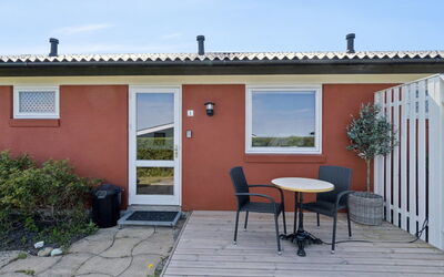 Maksimilian - 300M from the Sea