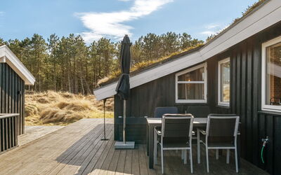 Steinunn - 600M from the Sea