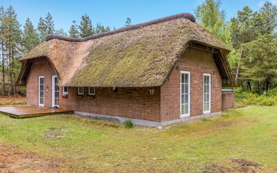 Ullamaj - 700M from the Sea