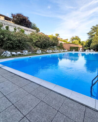 Lake & Pool