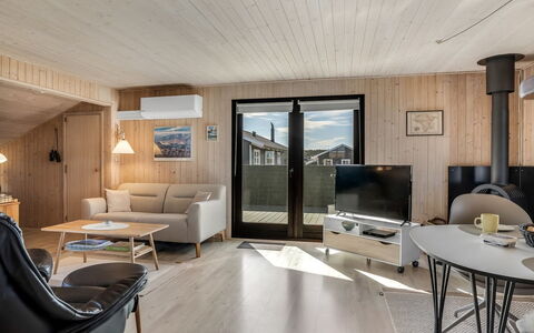 Eida - 400M from the Sea: Bois, Plafond, Design Intérieur, Sol, Sol, Domicile, Pièce, Dur, Salon, Tache De Bois