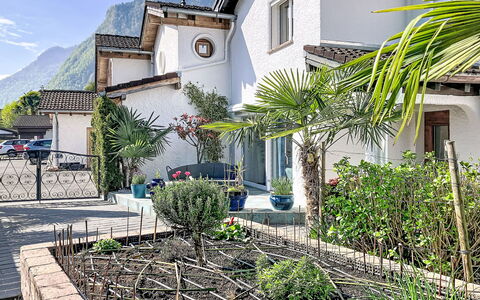 Le Mas Chablais: Maison, Domicile, Jardin, Chalet, Cour, Aménagement Paysager, Pot De Fleur, Plante D'Appartement, Arrière-Cour