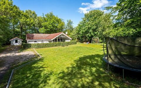 Antoinetta - 350M from the Sea: Arbre, Herbe, Maison, Domicile, Arbuste, Chalet, Lot Terre, Zone Rurale, Toit