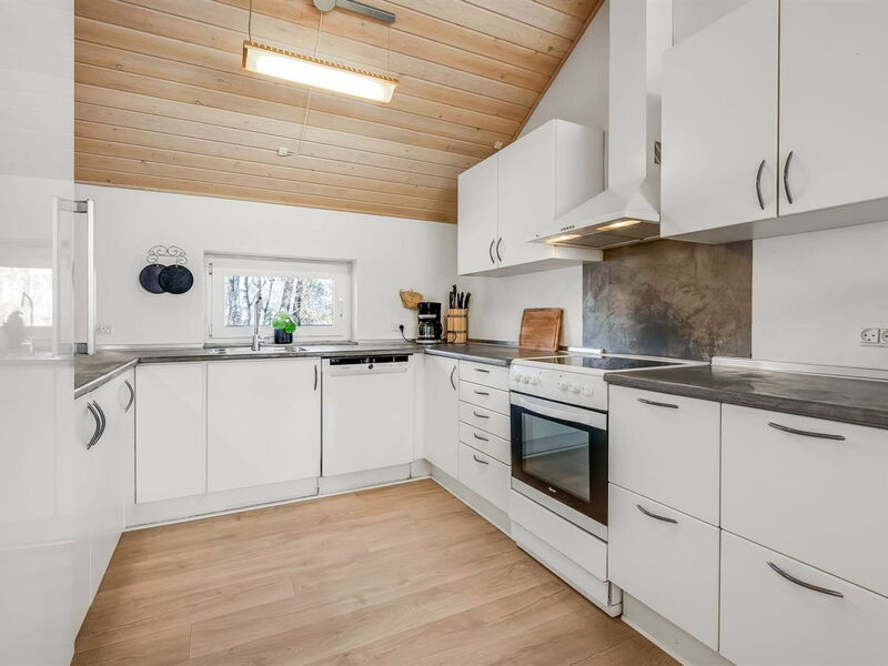 Antoinetta - 350M from the Sea