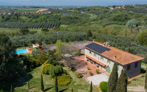 Il Leccio, Vinci, Private Pool and Tennis: Biens, Hacienda, Plantation, Villa, Aliments, Ferme