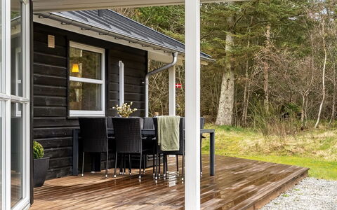 Joske - 2Km from the Sea: Bois, Porche, Sol, Plate-Forme, Dur, Porte, Domicile, Tache De Bois, Planche, Parquet