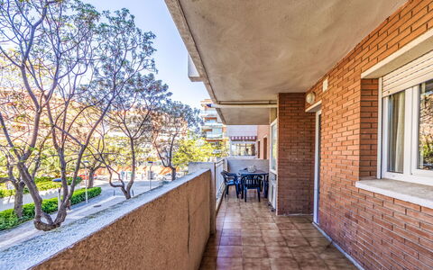 Nuevo Forum: Zone Résidentielle, Appartement, Condominium, Balcon, Daylighting
