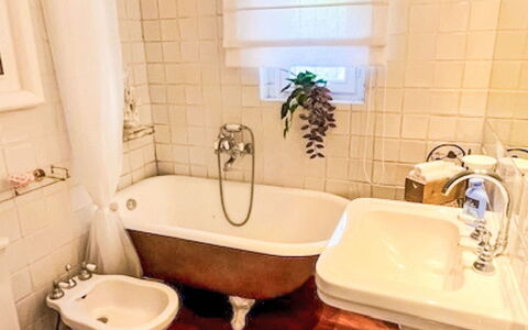 Il Sogno Toscano: Sol, Luminaire Plomberie, Design Intérieur, Salle De Bains, Sol, Plomberie, Robinet, Baignoire, Évier, Lavabo