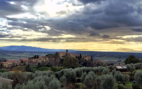 Il Sogno Toscano: Ciel, La Nature, Horizon, Paysage, Prairie, Plaine, Zone Rurale, Lot Terre, Soirée, Matin