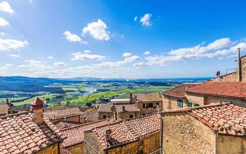 Il Sogno Toscano: Horizon, Paysage, Zone Résidentielle, Zone Rurale, Toit, Village, Établissements Humains, Banlieue, Matin, Pente
