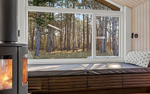 Frudde - 500M from the Sea: Sol, Bois, Design Intérieur, Sol, Parquet, Meubles, Domicile, Tache De Bois, Dur, Salon