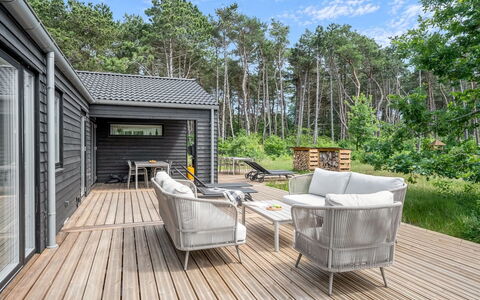Frudde - 500M from the Sea: Bois, Siding, Plate-Forme, Chalet, Dur, Batiments Jardin, Planche, Jardin, Porche, Cabane En Rondins