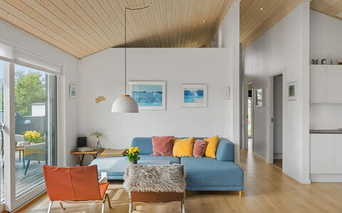 Minka - 500M from the Sea: Meubles, Design Intérieur, Sol, Sol, Bois, Plafond, Canapé, Salon, Parquet, Table