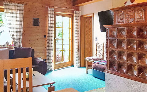 Klippitztörl 8: Meubles, Bois, Design Intérieur, Sol, Sol, Pièce, Plafond, Chaise, Salon, Dur