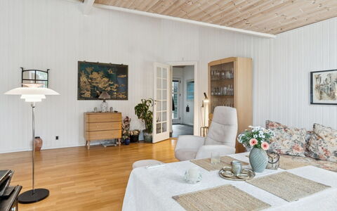 Cita - 550M from the Sea: Meubles, Design Intérieur, Sol, Sol, Bois, Plafond, Parquet, Canapé, Luminaire, Salon