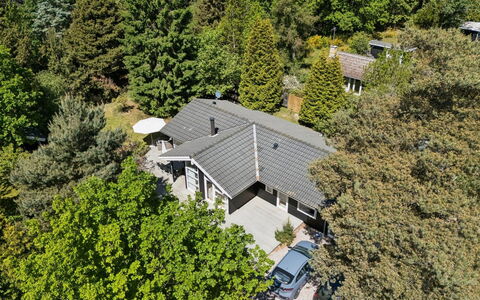 Cita - 550M from the Sea: Arbre, Banque, Chalet, Zone Rurale, Lac, Réflexion, Réservoir, Étang
