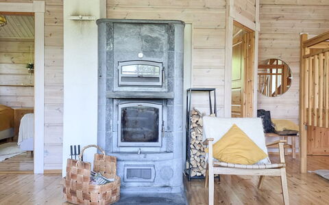 Sirula: Bois, Sol, Sol, Dur, Plafond, Pièce, Tache De Bois, Planche, Cabane En Rondins, Salon