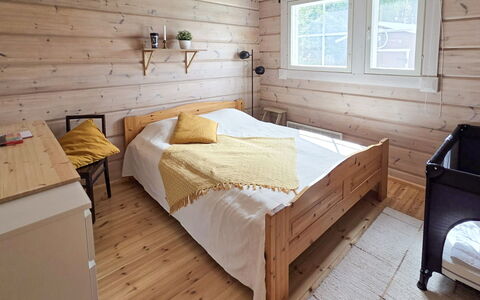Sirula: Meubles, Lit, Chambre, Bois, Design Intérieur, Sol, Sol, Domicile, Pièce, Plafond