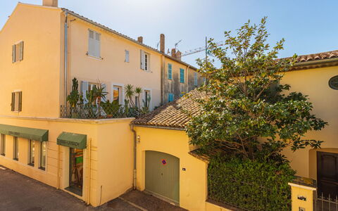 Le Tonnelier: L'Eau, Arbre, Piscine, Recours, Jardin, Eco Hôtel, Ombre, Aménagement Paysager, Tropiques