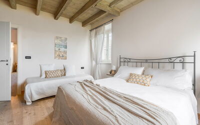 Logement:&nbsp;Rosa Canina