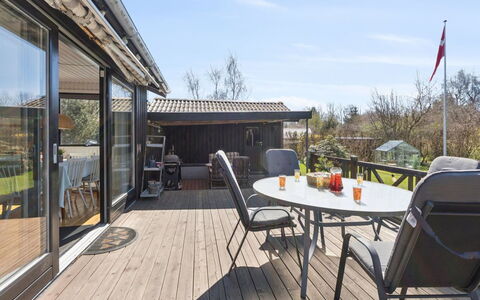 Emelita - 1.1Km from the Sea: Domicile, Chalet, Porche, Siding, Ferme, Structure En Plein Air