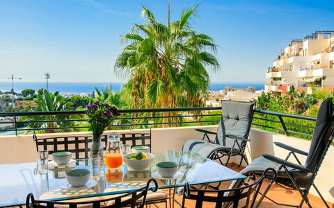 Nerja Center View: Meubles, Chaise, Appartement, Balcon, Recours, Mobilier De Jardin, Ombre, Eco Hôtel, Parapluie