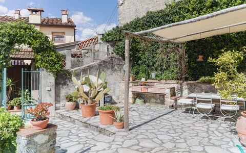 Casa Frantoio di Mommio: Montagnes Relief, Colline, Montagne, Paysage, Montagnes, Station De Montagne, Pente, Chaîne De Montagnes, Vallée, Chaparral
