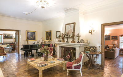 Luxury Villas Near Rome