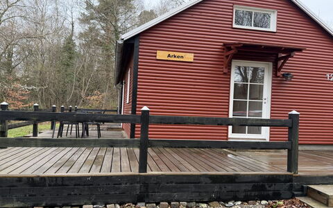 Heda - 1.6Km to the Fjord: Bois, Siding, Chalet, Porte, Dur, Porche, Domicile, Planche, Plate-Forme, Tache De Bois