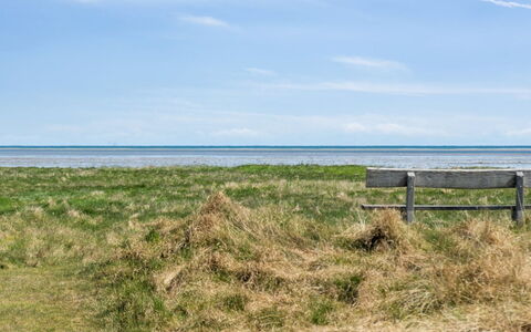 Elnara - from the Sea: Bleu, Ciel, Herbe, Vert, Environnement Naturel, Horizon, Prairie, Écorégion, Paysage Naturel, Plaine