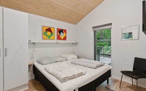 Elnara - from the Sea: Design Intérieur, Chambre, Domicile, Lit, Appartement, Cadre De Lit, Literie, Dur, Oreiller, Conception
