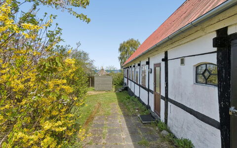 Espen - 300M from the Sea: Herbe, Prairie, Lot Terre, Chalet, Zone Rurale, Prairie, Batiments Jardin, Jardin, Cabanon