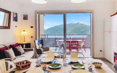 Casa Bel Lago: Piscine, Hôtel, Balcon