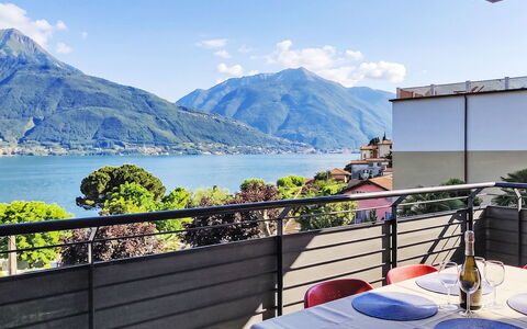Casa Bel Lago: Piscine, Hôtel, Balcon