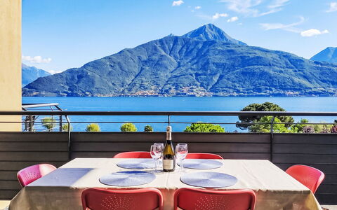 Casa Bel Lago: Piscine, Hôtel, Balcon