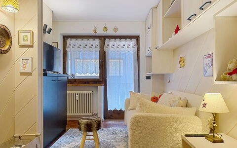 Casa Arnica: Design Intérieur, Mur, Meubles, Bois, Sol, Sol, Pièce, Plafond, Canapé, Salon