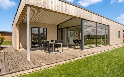 Safir - 200M to the Fjord: Meubles, Bois, Design Intérieur, Sol, Sol, Chaise, Pièce, Plafond, Salon, Appartement