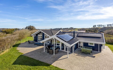 Halona - 400M from the Sea