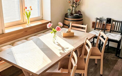 Bukanda: Meubles, Sol, Design Intérieur, Chaise, Sol, Table, Bois, Table Cuisine Et Salle A Manger, Salle À Manger, Parquet