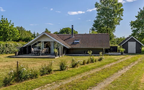 Anneke - 500M from the Sea: Meubles, Bois, Design Intérieur, Sol, Sol, Chaise, Pièce, Plafond, Salon, Appartement