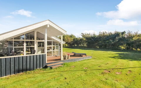 Arman - 900M from the Sea: Bois, Maison, Chalet, Domicile, Piscine, Porche, Porte, Recours, Ombre, Biens