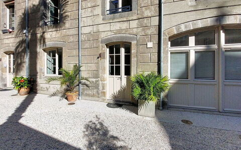 Le Palmier: Bois, Maison, Chalet, Domicile, Piscine, Porche, Porte, Recours, Ombre, Biens