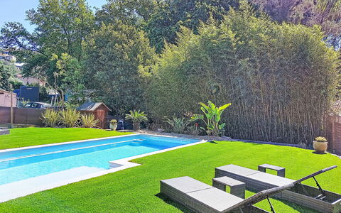 Villa Dolce Vita: Bois, Maison, Chalet, Domicile, Piscine, Porche, Porte, Recours, Ombre, Biens