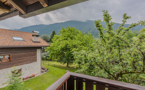 Lo Chalet del Bepy: Zone Rurale, Chalet, Station De Montagne, Chaîne De Montagnes, Pente, Vallée, Crête, Village De Montagne, Ferme, Porche