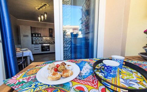 Siciliandò: Bois, Maison, Chalet, Domicile, Piscine, Porche, Porte, Recours, Ombre, Biens