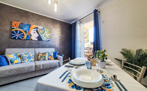 Siciliandò: Mur, Meubles, Design Intérieur, Sol, Sol, Pièce, Domicile, Appartement, Table, Chaise